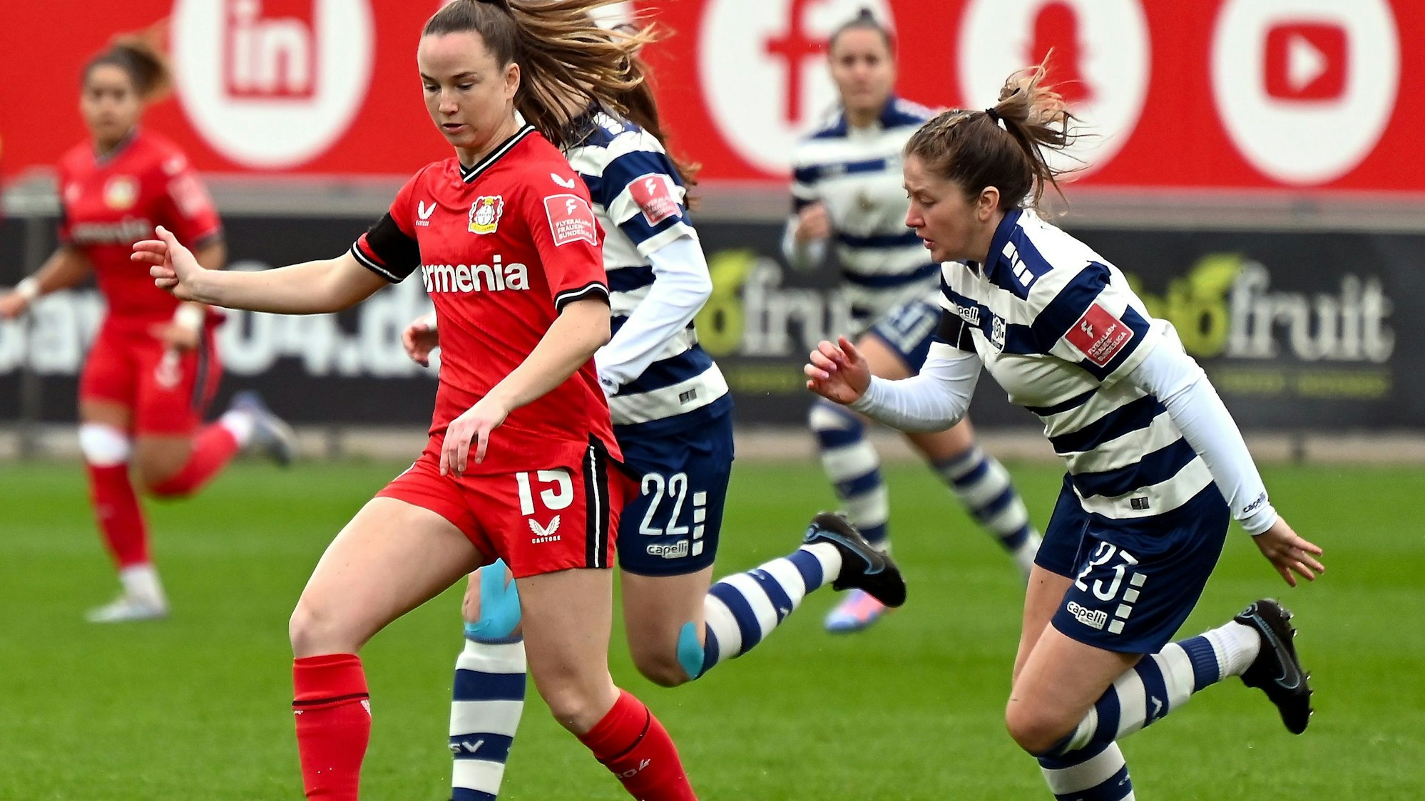 12.02.2023, Fussball-Bayer Leverkusen-MSV Duisburg
links: Eva van Deursen (Bayer)
Foto: Uli Herhaus