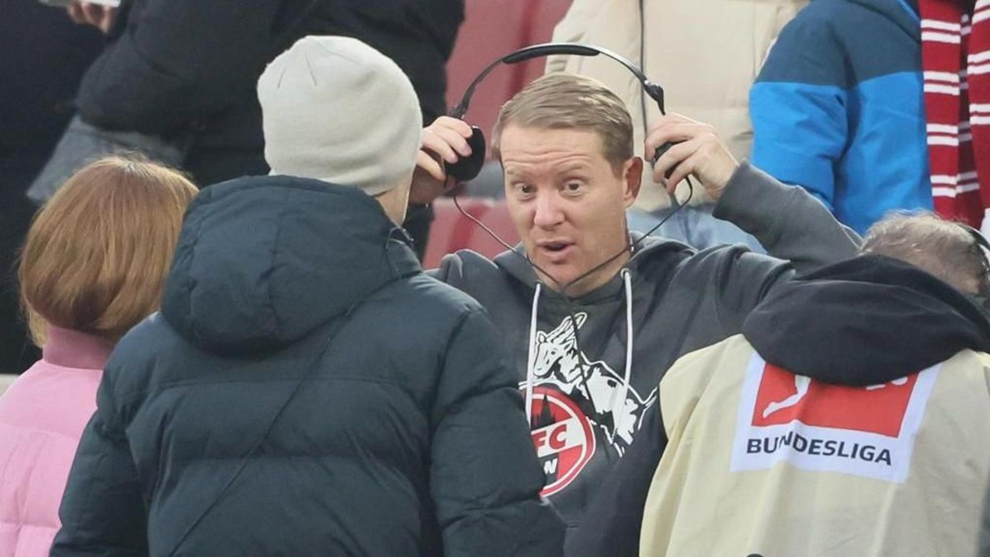 Timo Schultz bei seinem ersten Auftritt als FC Trainer im Rhein-Energie-Stadion.