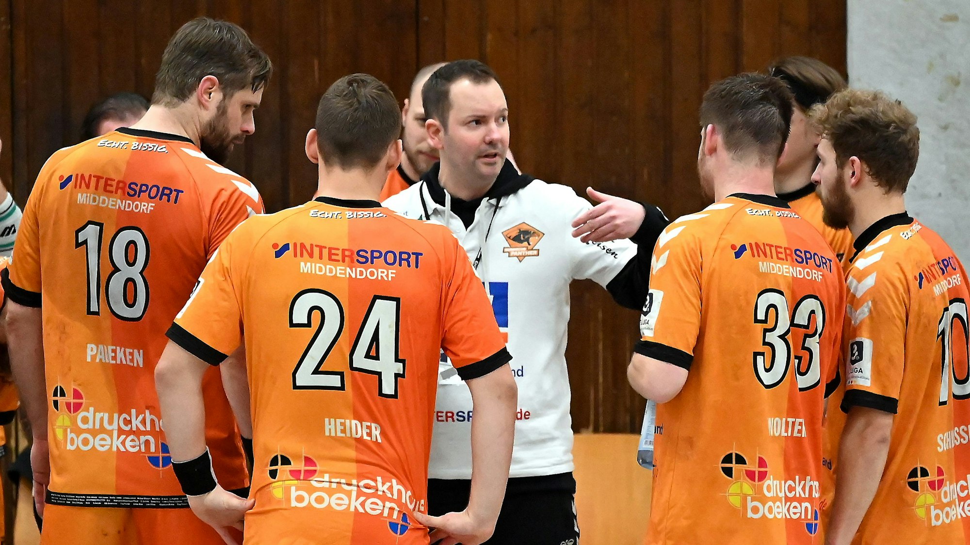 Handball
Bergische Panther - HSG Krefeld Niederrhein
TR: Marcel Mutz (Panther)
Foto: Uli Herhaus