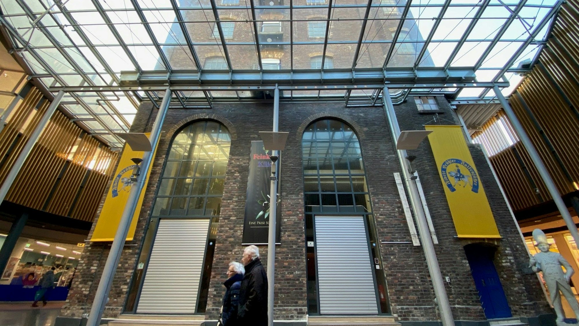 Zu sehen ist das Imbiss-Lokal der Giesler-Galerie.