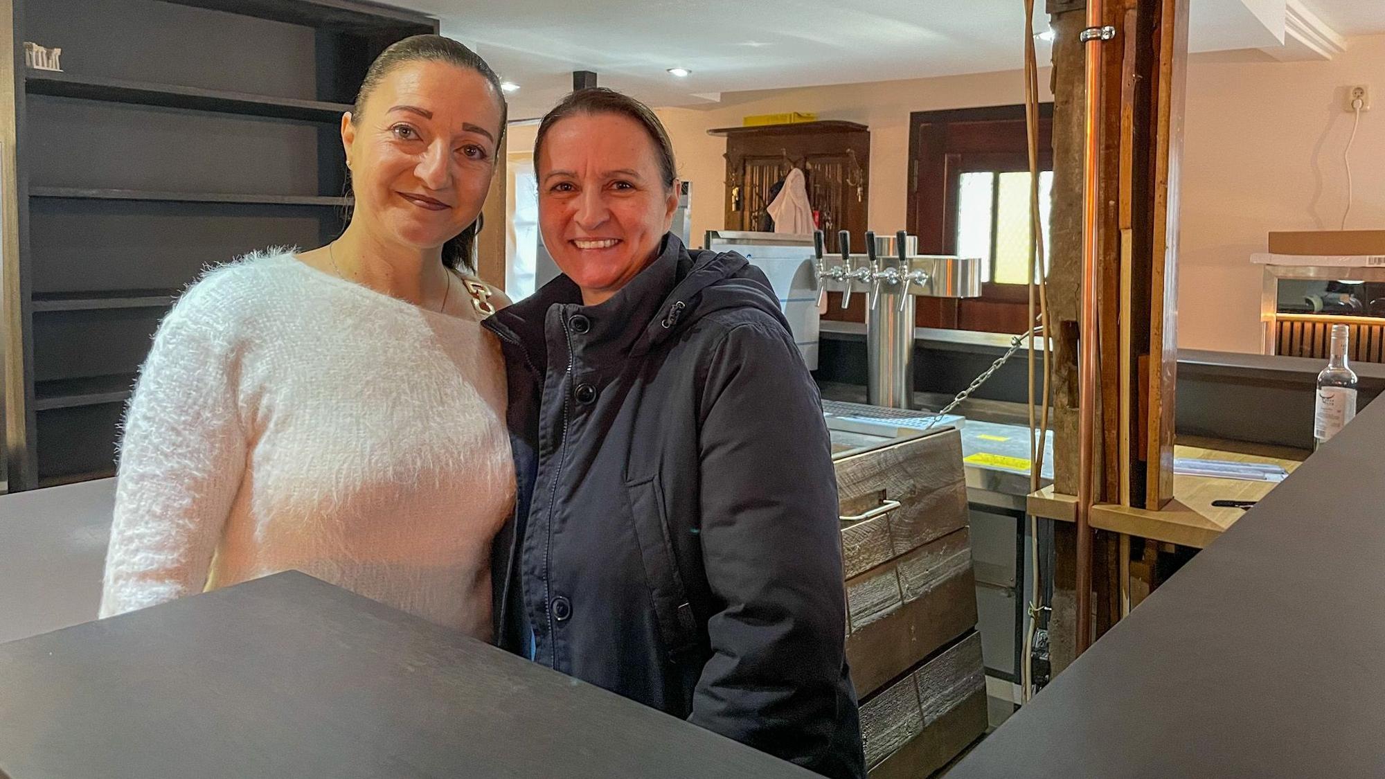 Vildan „Wicky“ Softachalil (l.) und ihre Schwester Elli freuen sich auf die Eröffnung.