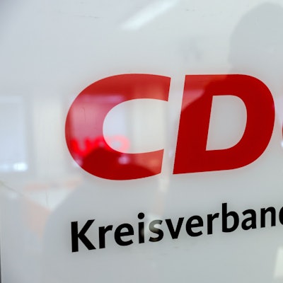 Ein Schild des CDU-Kresiverbandes.