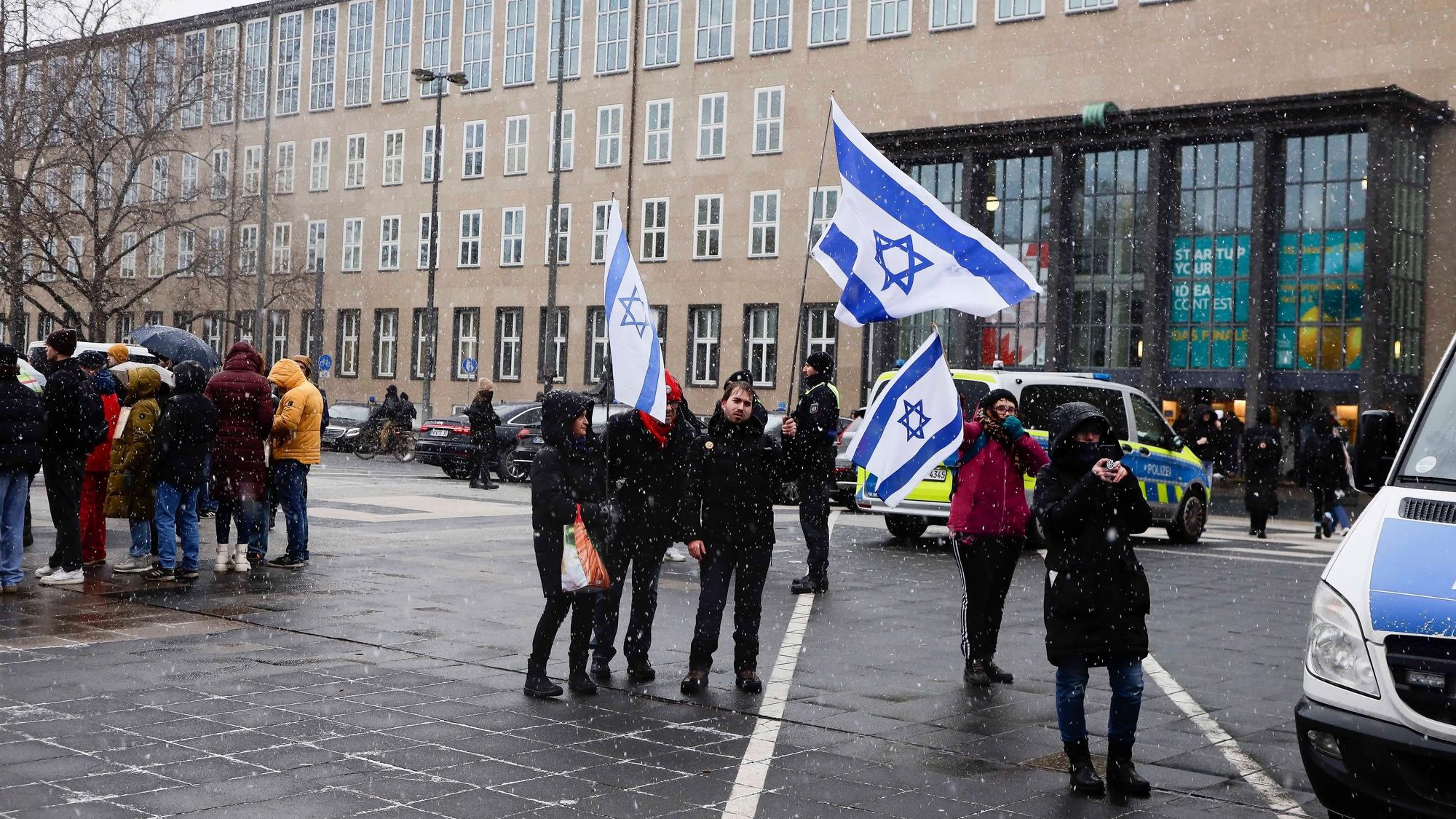 Pro Israel Demo an der Universität Köln.