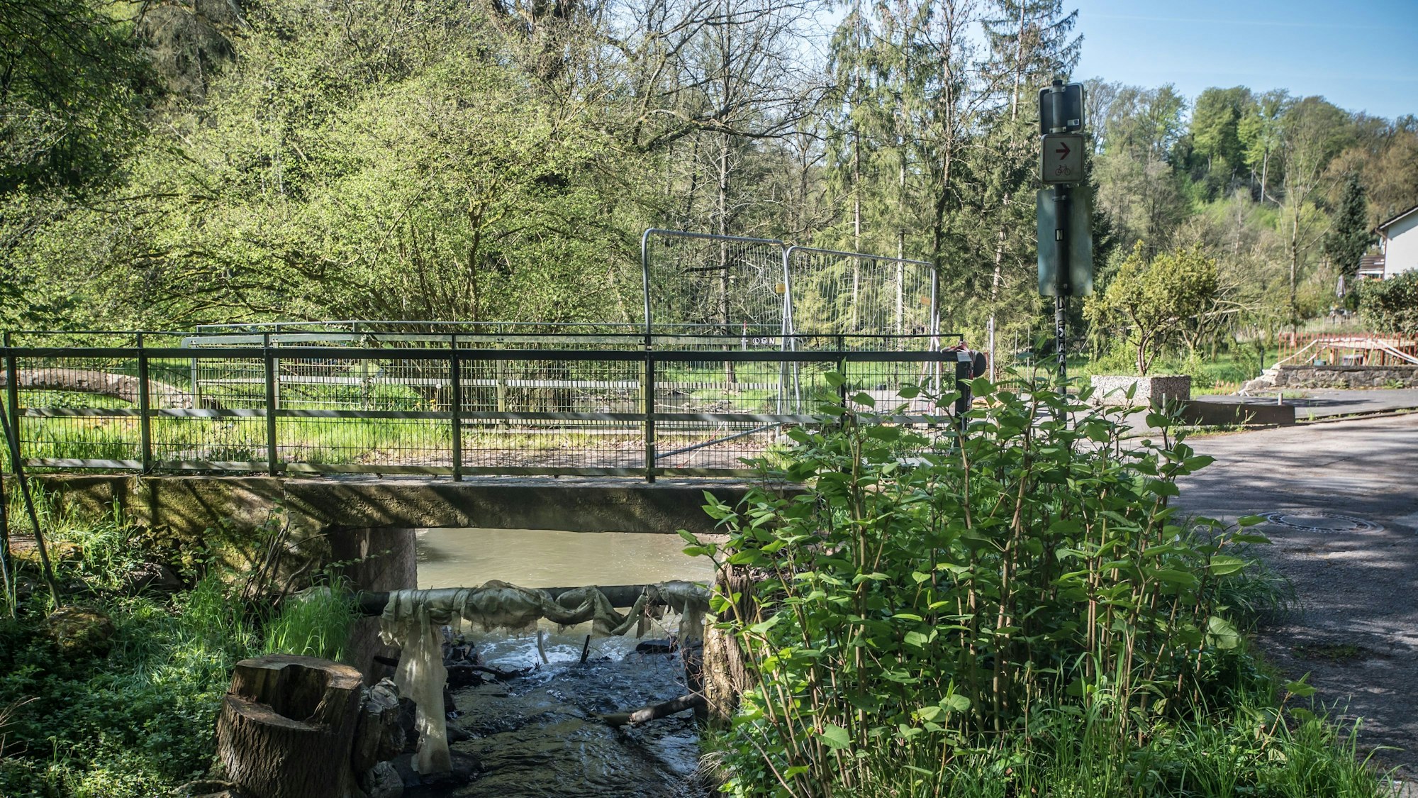 Die Technischen Betriebe der Stadt Leverkusen erneuern in diesem Jahr das Brückenbauwerk an der „Wietsche Mühle“.