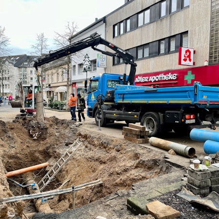 Wasserrohrbruch in der Schlebuscher Fußgängerzone