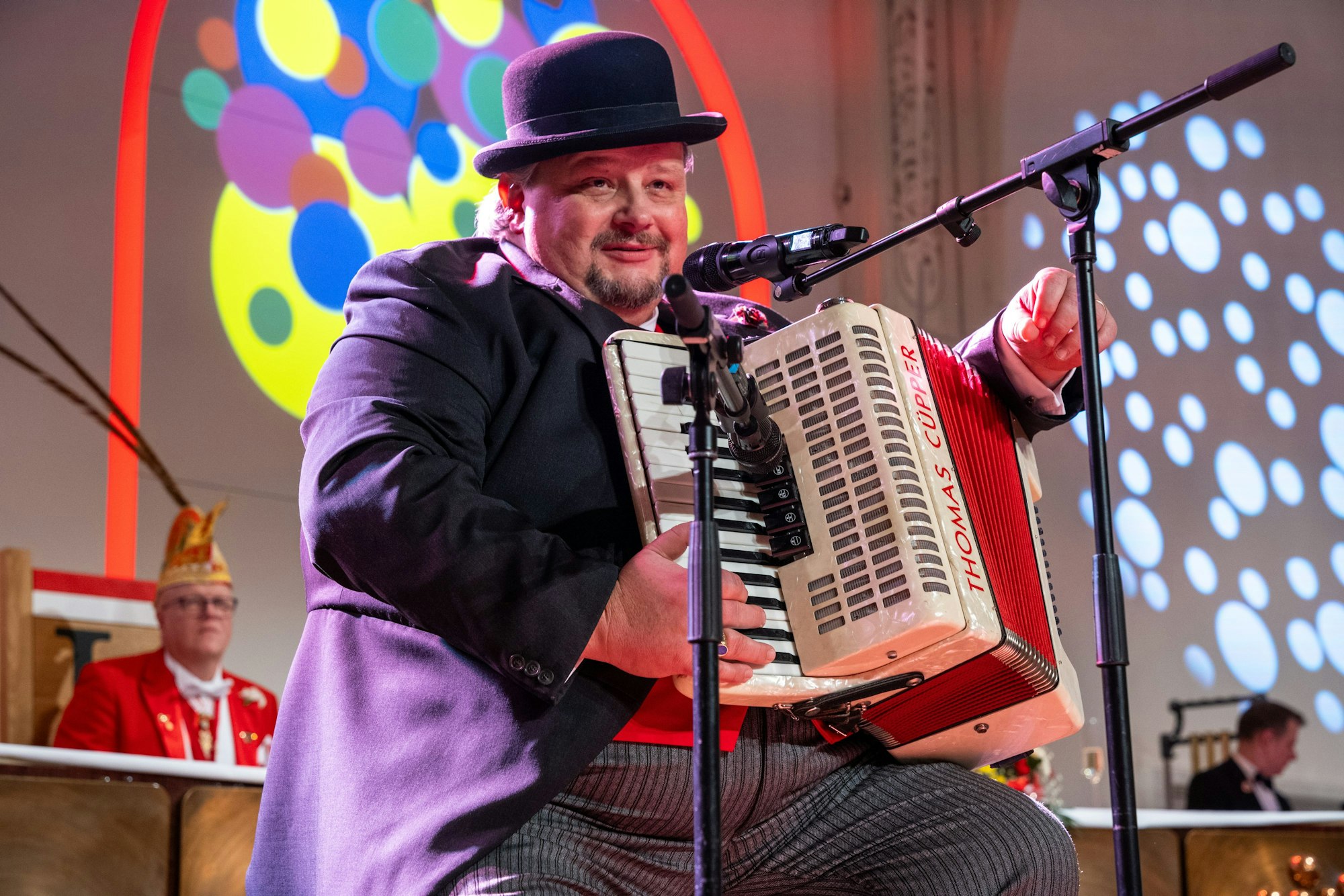 Thomas Cüpper alias et Klimpermännche bei der Flüstersitzung der KG Große Kölner in der Flora.