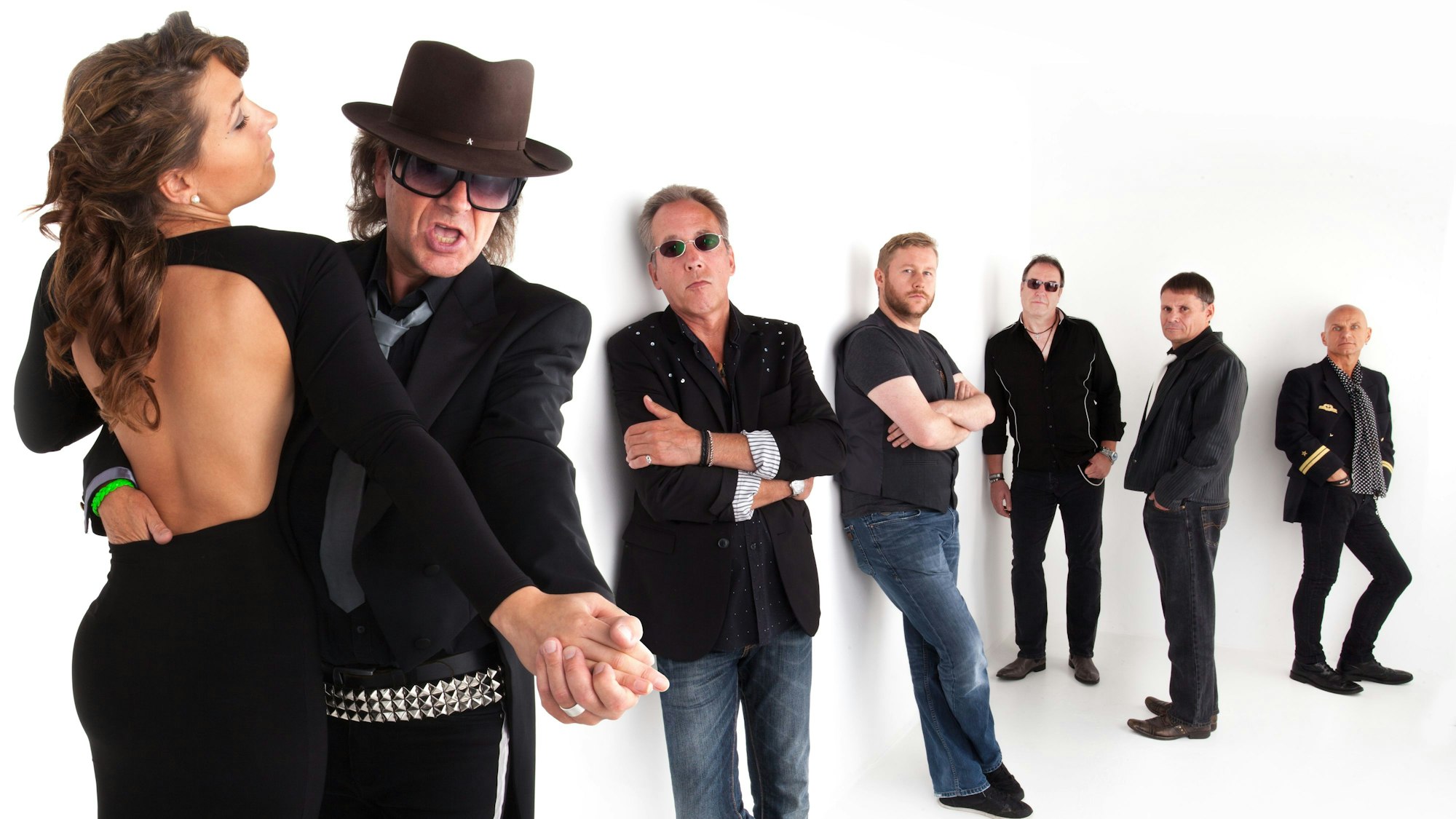 Ausblick auf die Kultur in Leverkusen im Februar 2024: Panik Power Band (Tribute von Udo Lindenberg).