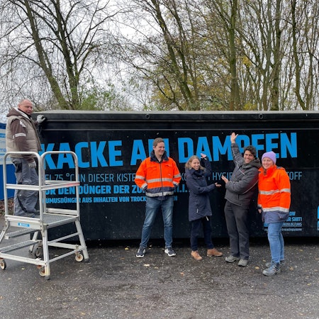 Das ist der Hygienisierungscontainer im Steb-Klärwerk Langel, wo die Fäkalien von Krankheitserregern befreit werden.