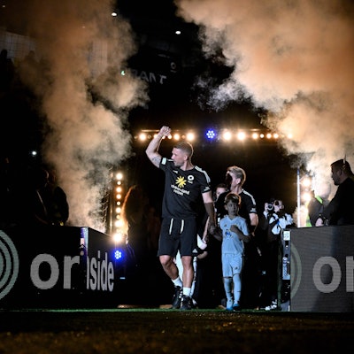 Lukas Podolski, hier bei einem Benefiz-Fussball-Turnier präsentiert Fußball in der Baller League auf eine neue Art und Weise. (Archivbild)