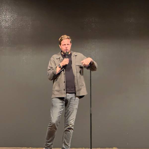 Das Foto zeigt den Comedian Bastien Bielendorfer.