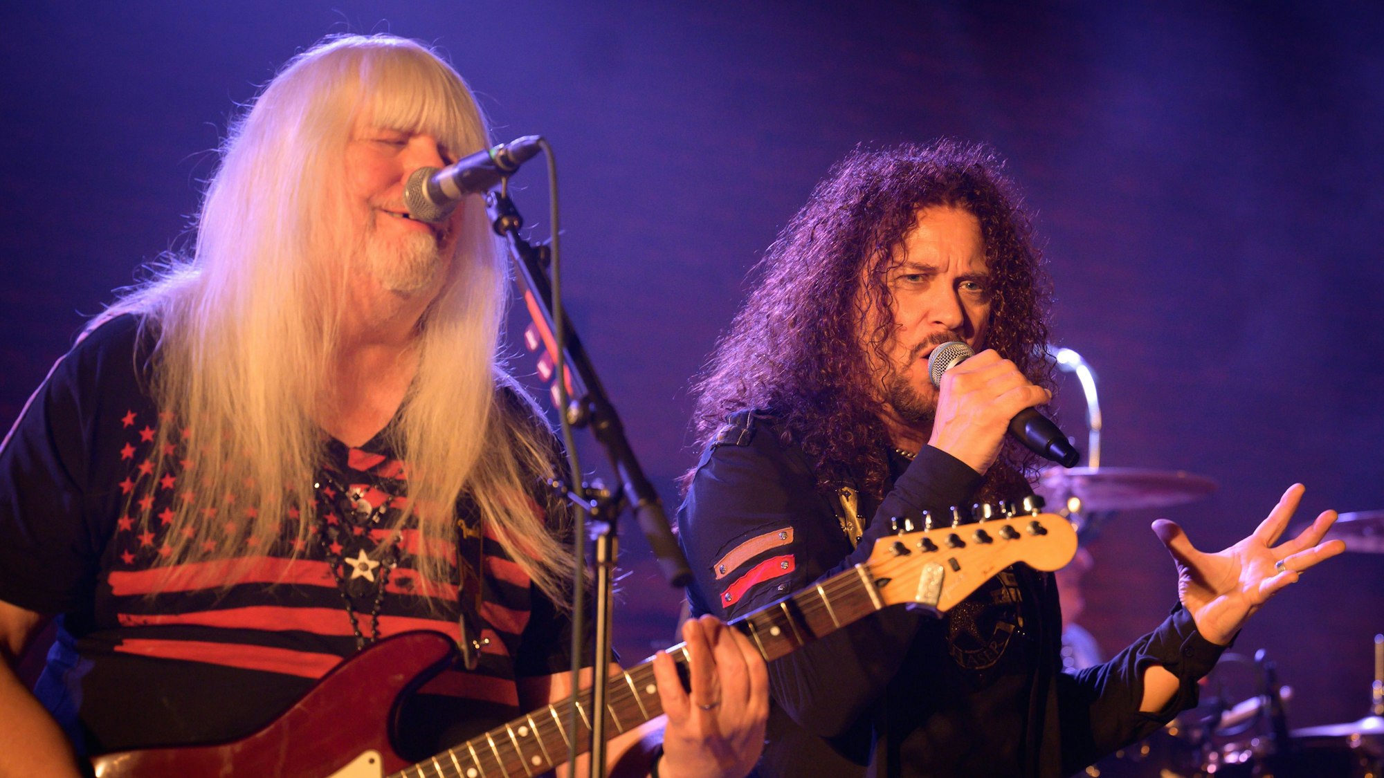 The Sweet treten mit Andy Scott (l) immer noch auf.