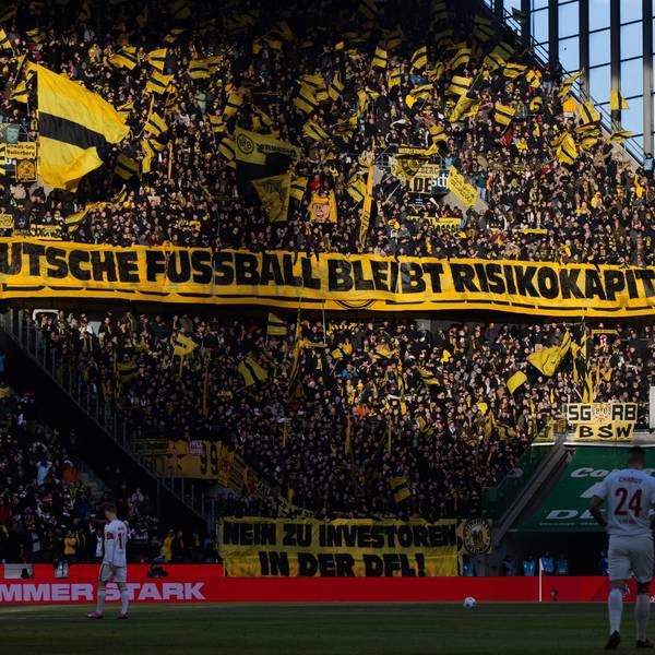 Fans des 1. FC Köln und des BVB haben gemeinsam gegen die DFL protestiert.