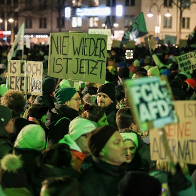 Demonstration auf dem Heumarkt mit dem Slogan "Gemeinsam gegen den Rechtsruck".