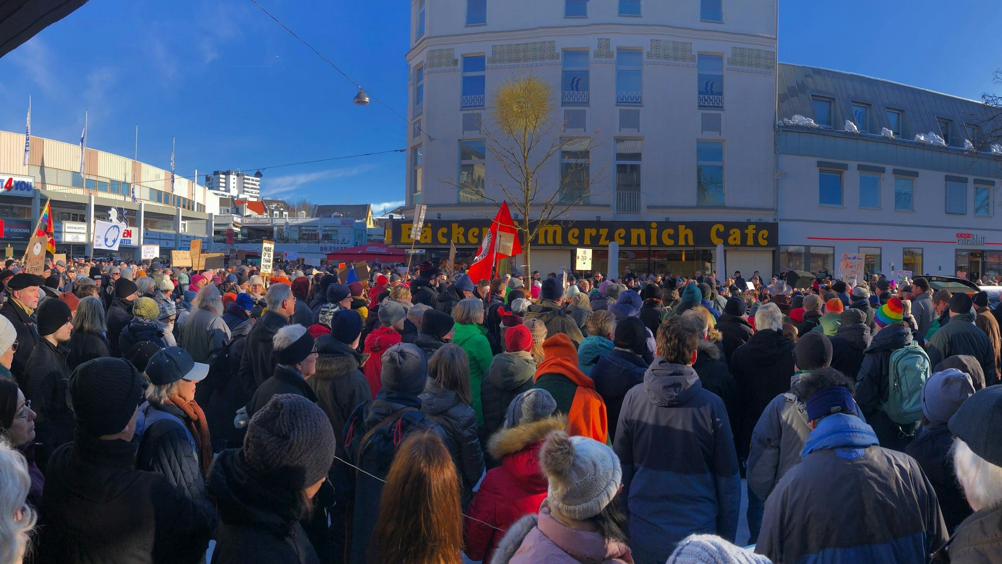 Im Januar kamen weit über 500 Teilnehmer zu einer Demonstration gegen rechts nach Bergisch Gladbach.