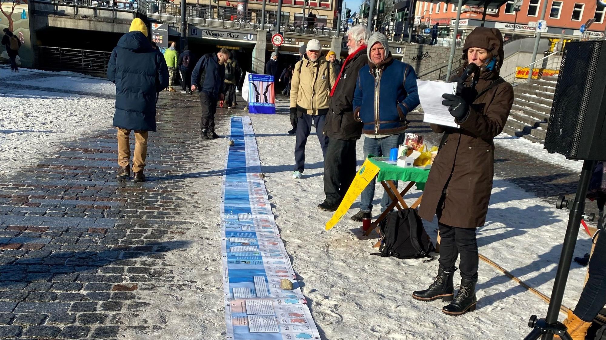 Klima Stripes am Wiener Platz