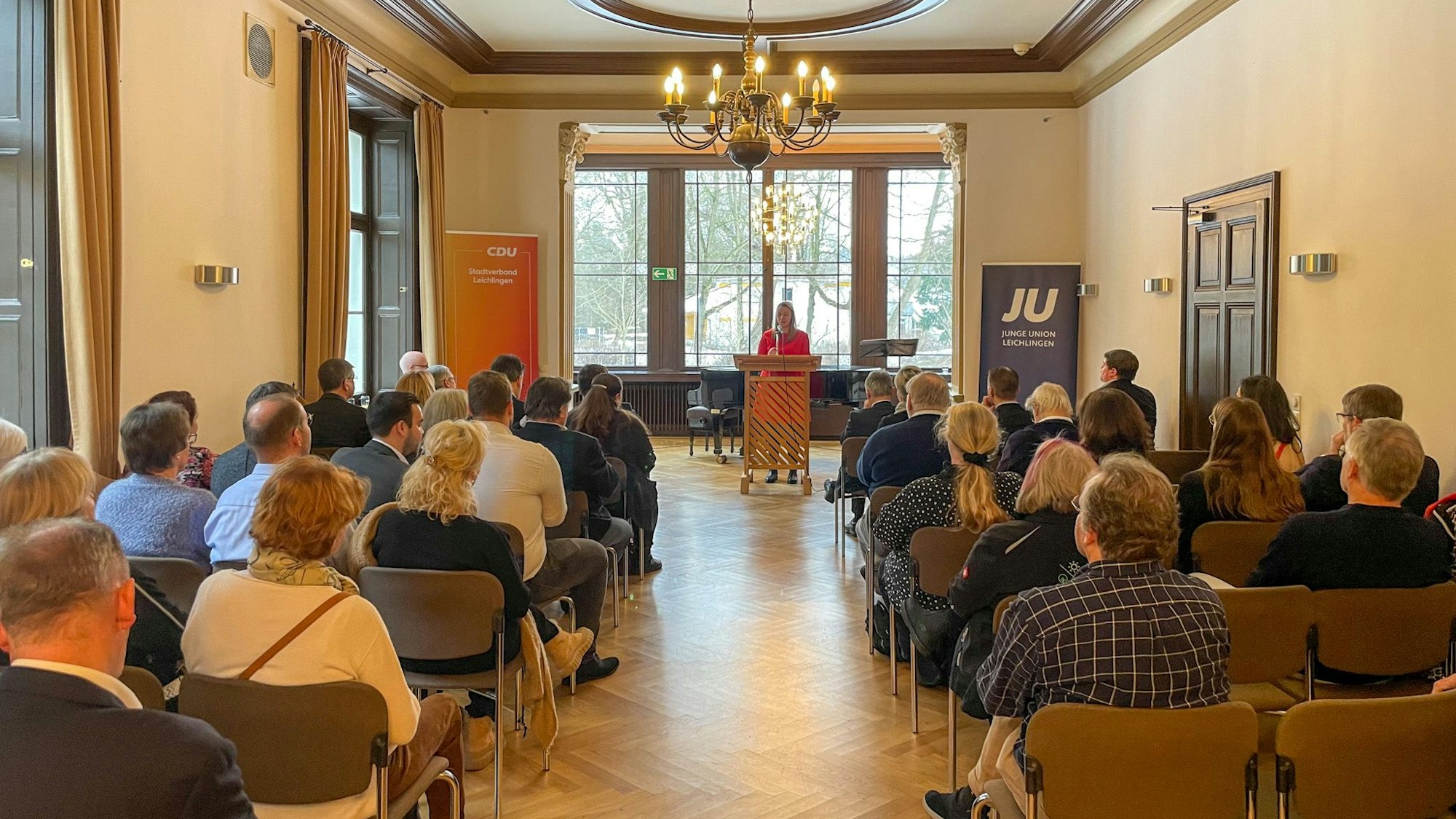 Jahresempfang der CDU Leichlingen im Bürgerhaus: Miriam Viehmann, Europakandidatin fürs Bergische Land, schwor die Leichlinger Christdemokraten auf die anstehenden Europawahlen an.