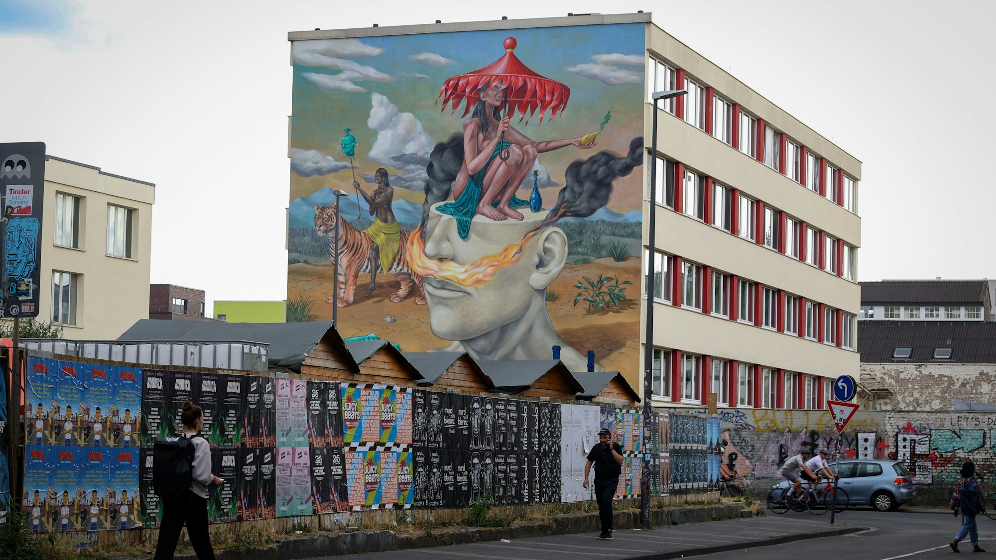 Streetart an einem Haus in Ehrenfeld