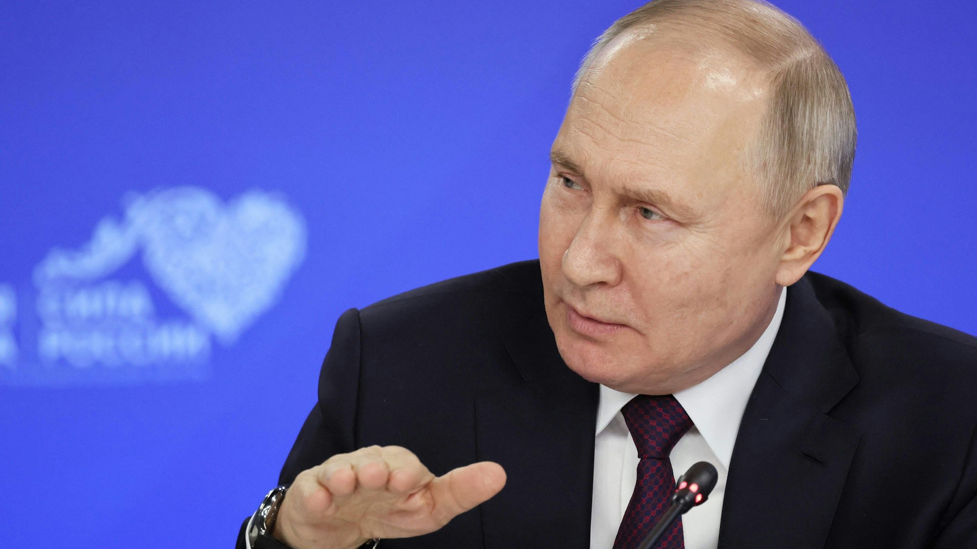 Kremlchef Wladimir Putin behauptet, keinen Krieg mit der Nato führen zu wollen. Moskau behauptete allerdings auch lange, dass es die Ukraine nicht angreifen werde. (Archivbild)