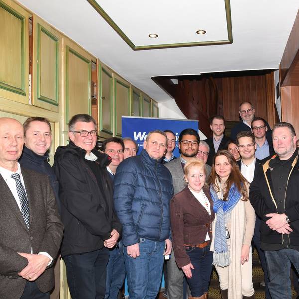 Gründung des Regionalverbandes Bergisches Land der Werteunion am 24.1.2019 im "Haus Waidmannsheil" in Kürten-Miebach, auf dem Foto u.a. Diego Faßnacht, Simone Baum, Timo Stein, Dr. Christian Kauer, Hubertus Prinz zu Sayn-Wittgenstein (Vorsitzender CDU Odenthal). Marc Beer (CDU Kürten; Christian Klicki (CDU Wermelskirchen), Alexander Willms (Overath), Ulli Heutz (Kreistag CDU), Torsten Jungbluth (Kreistag, Gruppe "mitterechts", Udo Kellmann. Foto von sb mit der Kamera von Udo Kellmann