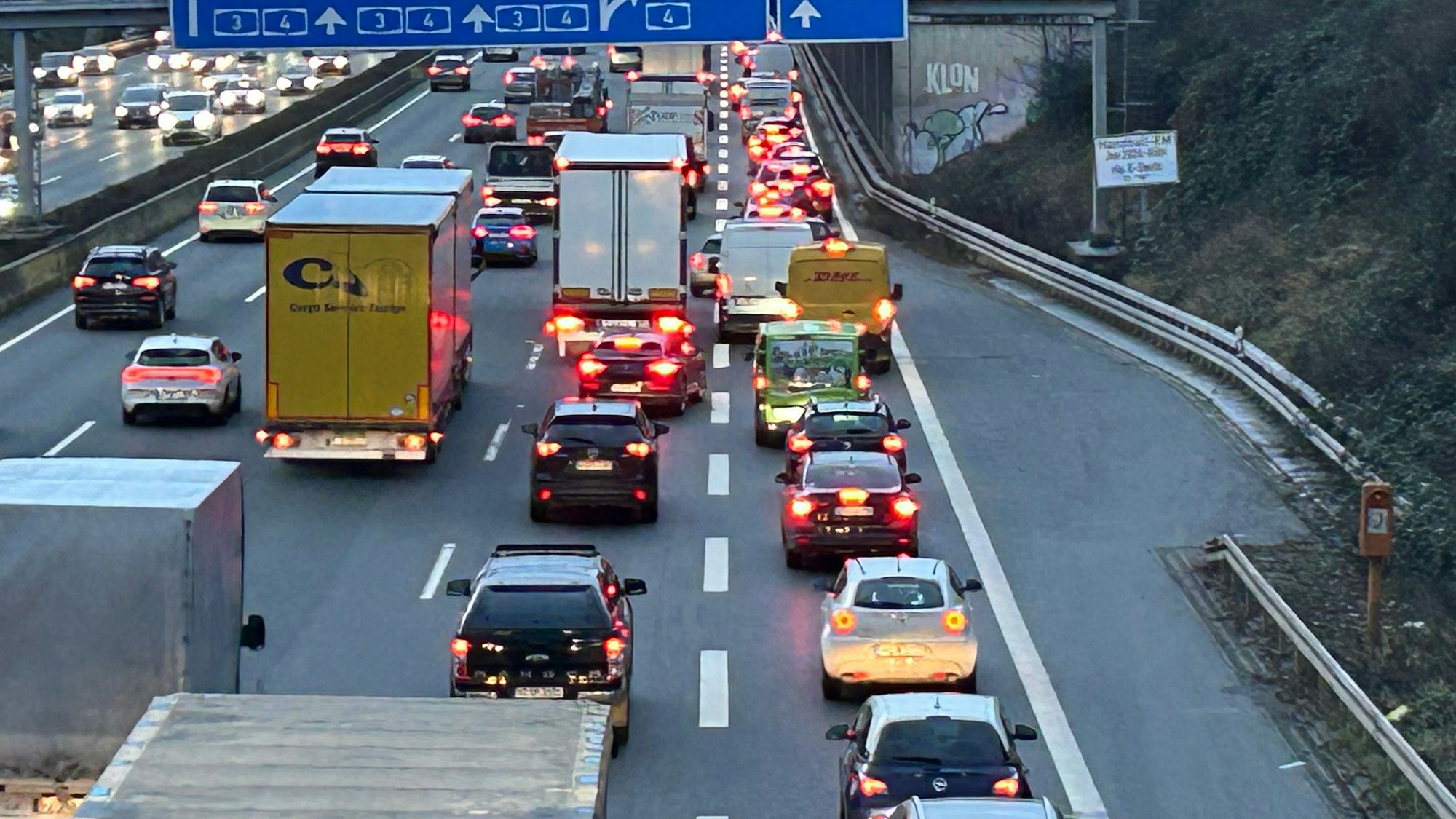 Staus in Köln am ersten Bahnstreiktag 24.1.2024