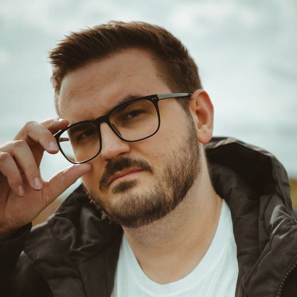 Der Youtuber Staiy kommentiert fassungslos die Geschehnisse in Sankt Augustin.