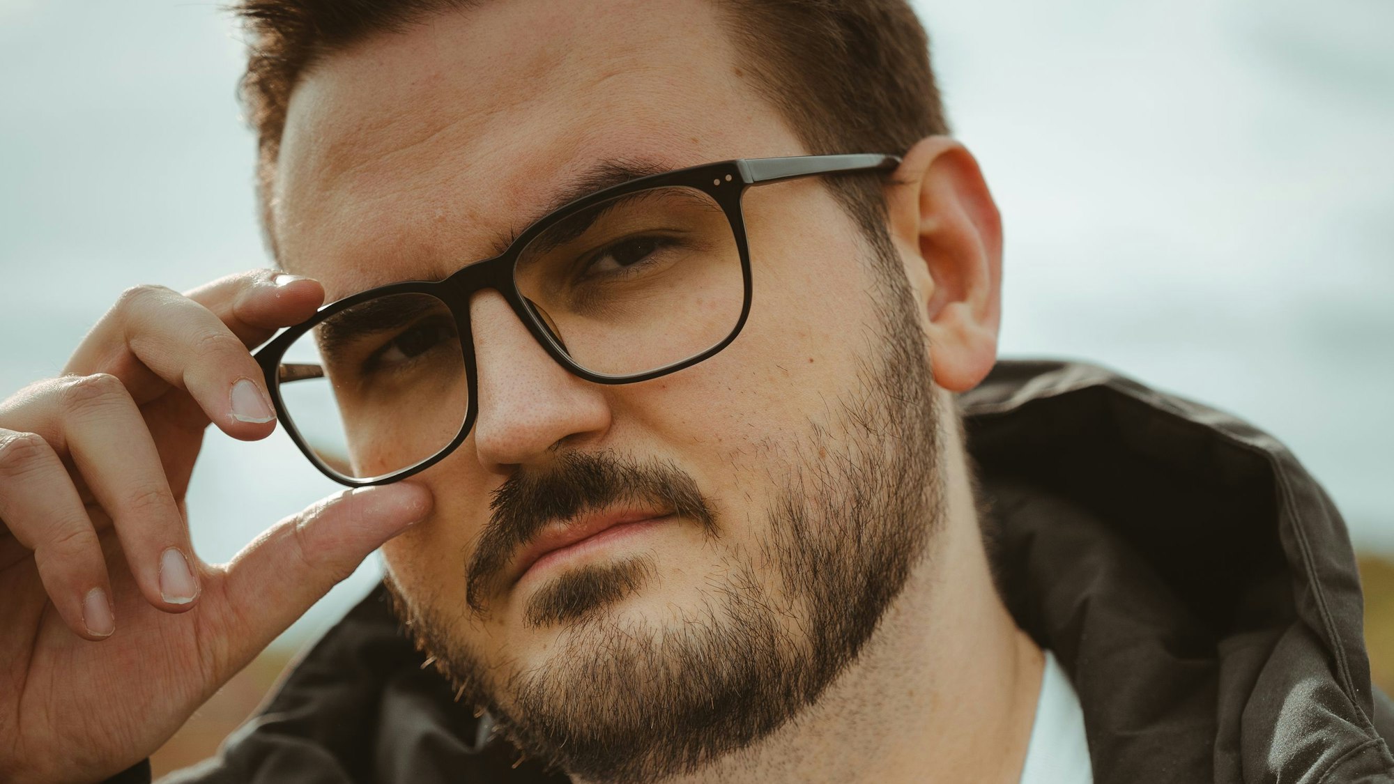 Der Youtuber Staiy kommentiert fassungslos die Geschehnisse in Sankt Augustin.