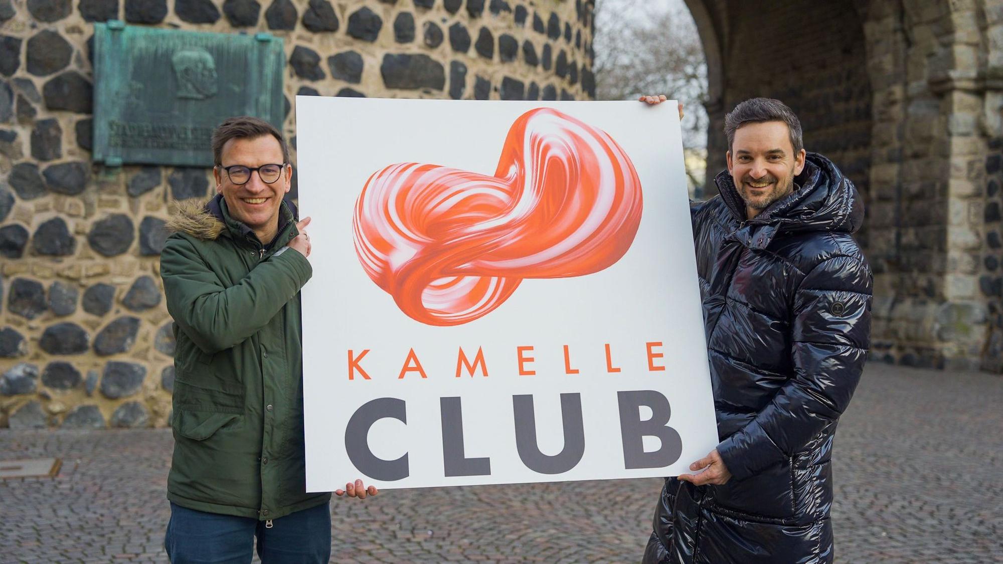 Marcel Beyersdorf (l.) und Björn Lindert starten zusammen den Kamelleclub.