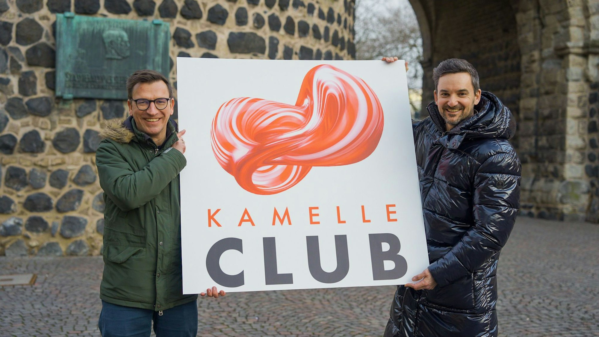Marcel Beyersdorf (l.) und Björn Lindert starten zusammen den Kamelleclub.