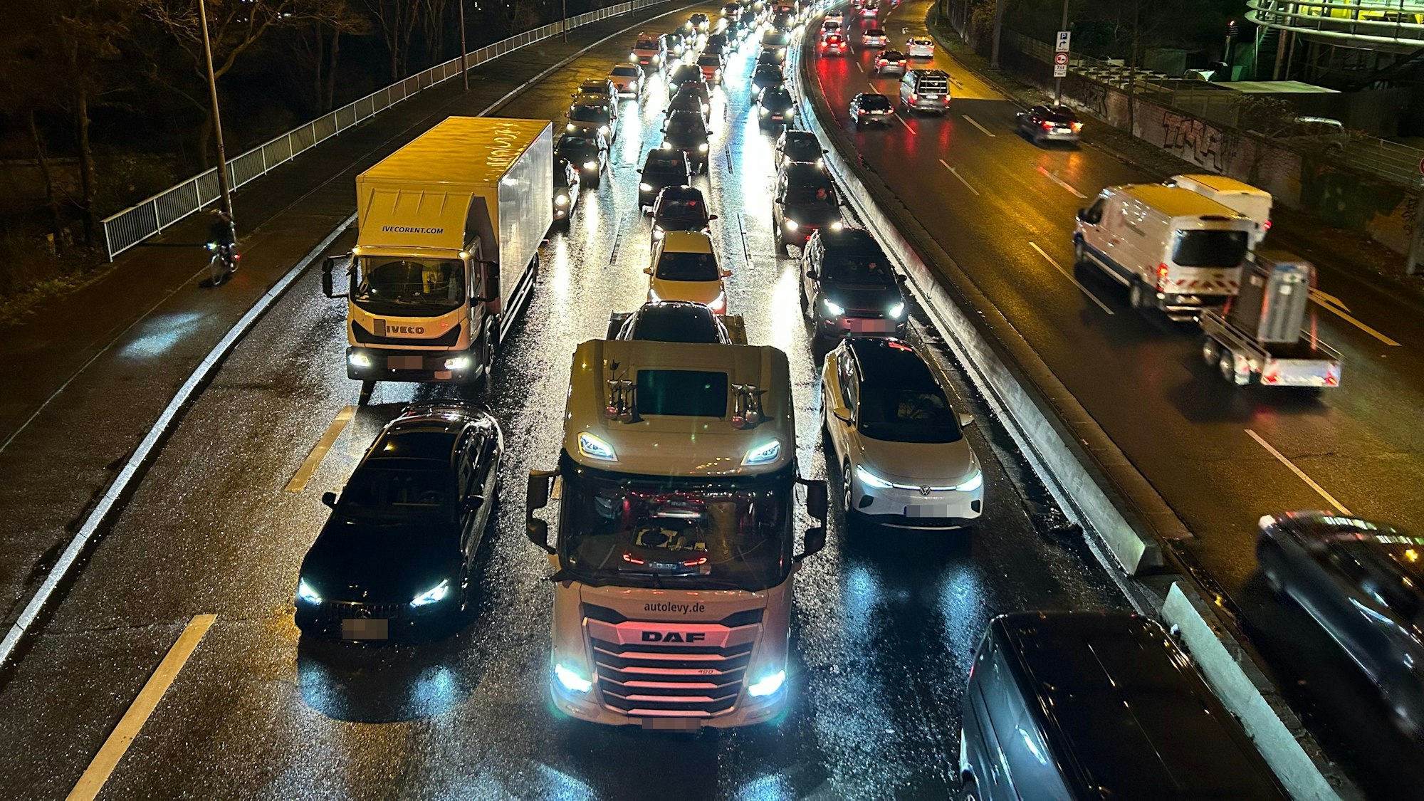 Staus in Köln am ersten Bahnstreiktag 24.1.2024