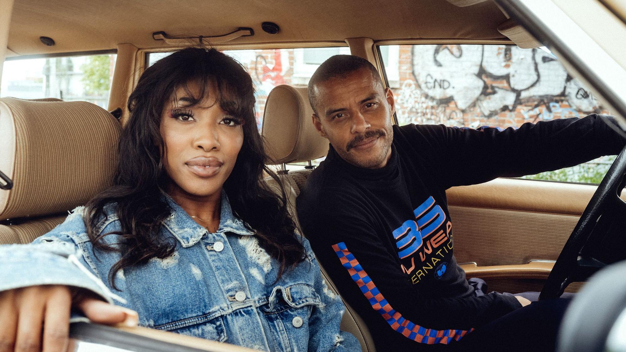 NDR Fernsehen HIPHOP - MADE IN GERMANY, "90er: Hamburg, Kommerz und Realness", am Freitag (02.02.24) um 01:00 Uhr.
Beginner-Mitbegründer Denyo und „Bad Bitch“-Rapperin Eunique brettern durch Hamburg und die 90er.