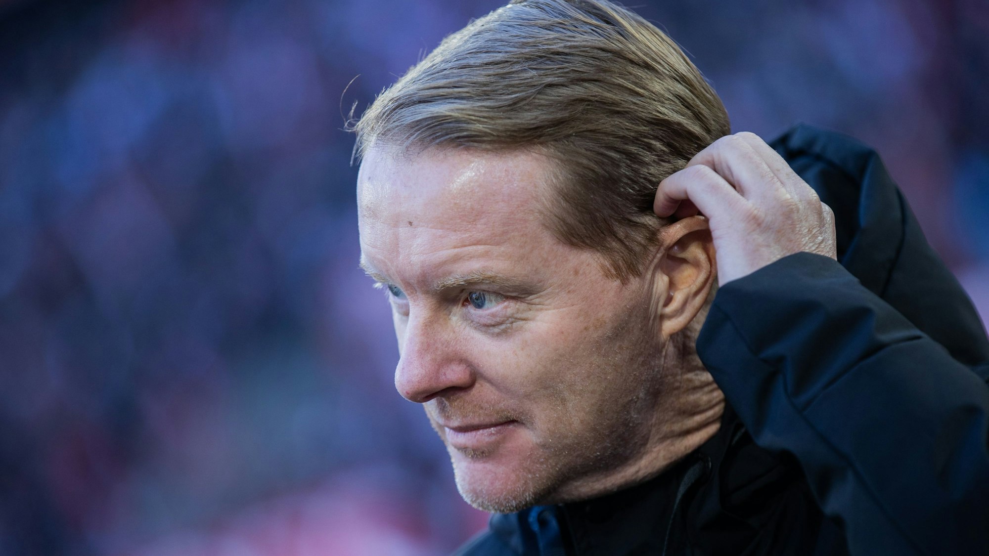 Fußball: Bundesliga, 1. FC Köln - Borussia Dortmund, 18. Spieltag, RheinEnergieStadion. Kölns Trainer Timo Schultz. +++ dpa-Bildfunk +++