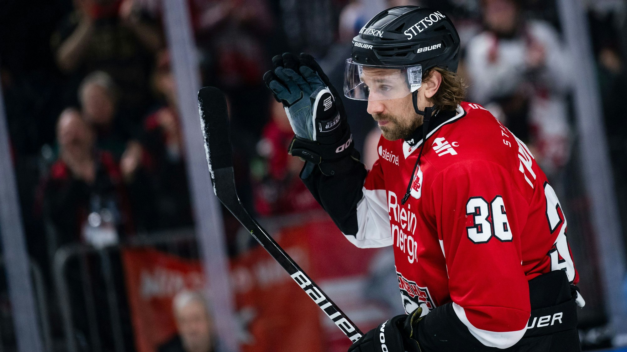Die Kölner Haie müssen derzeit auf ihren Angreifer Andreas Thuresson verzichten.