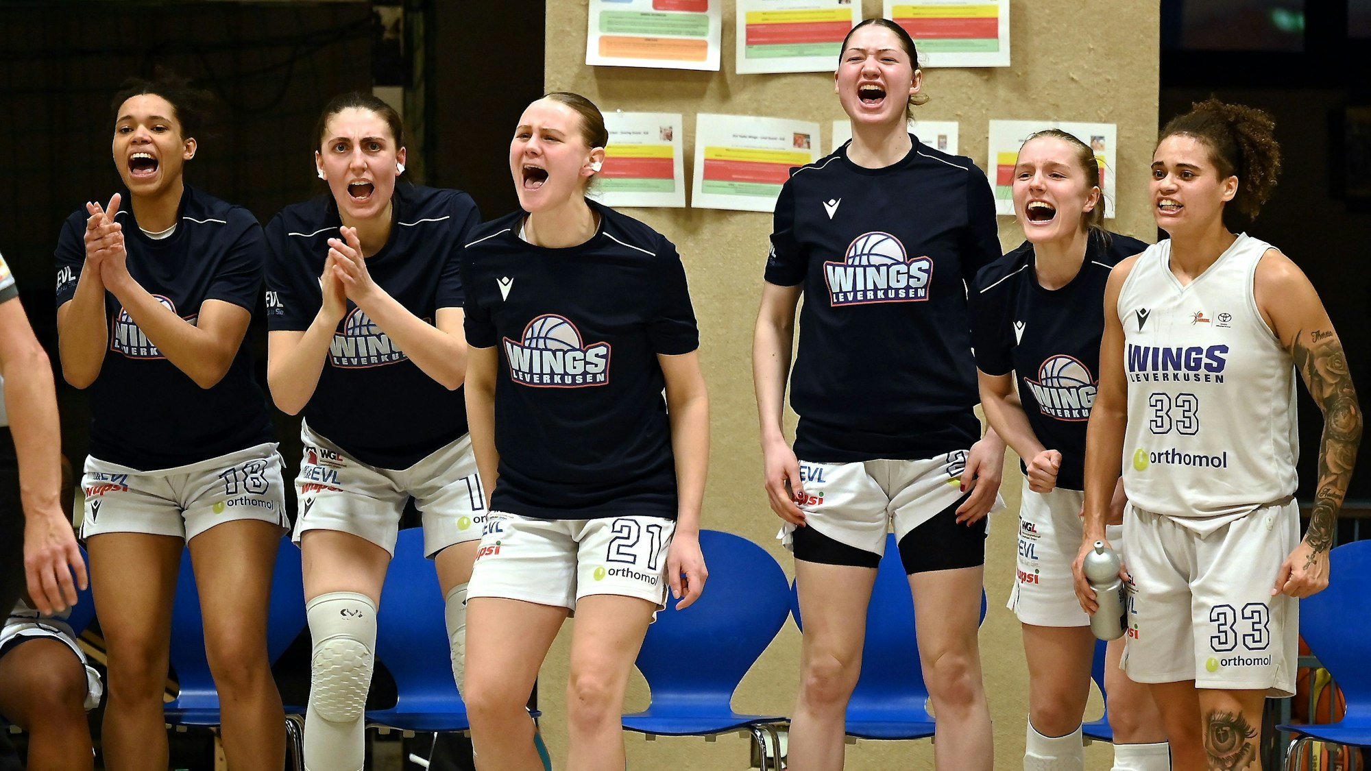 21.01.2024, Basketball-Wings Leverkusen - Herner TC
Freude bei Leverkusen
Foto: Uli Herhaus