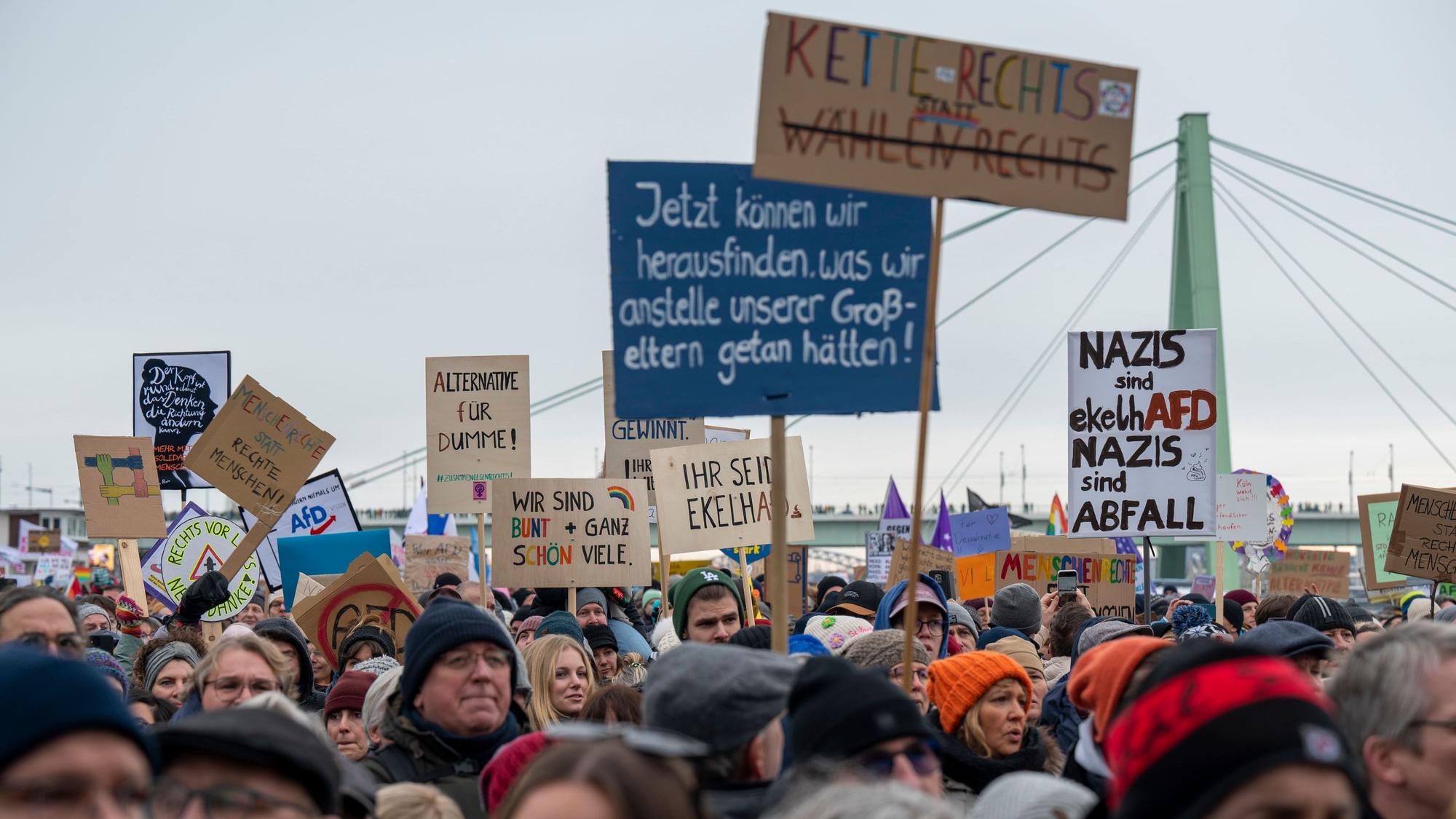 Zehntausende demonstrierten am vergangenen Wochenende auf der Deutzer Werft.
