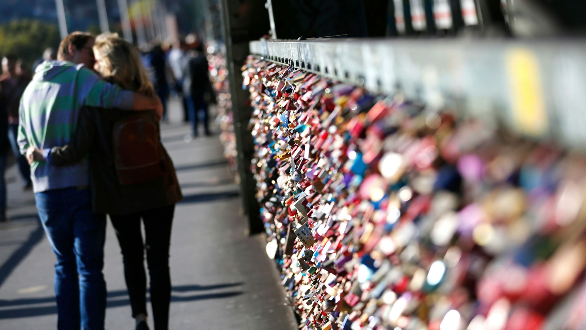 Liebesschlösser auf der Hohenzollernbrücke.