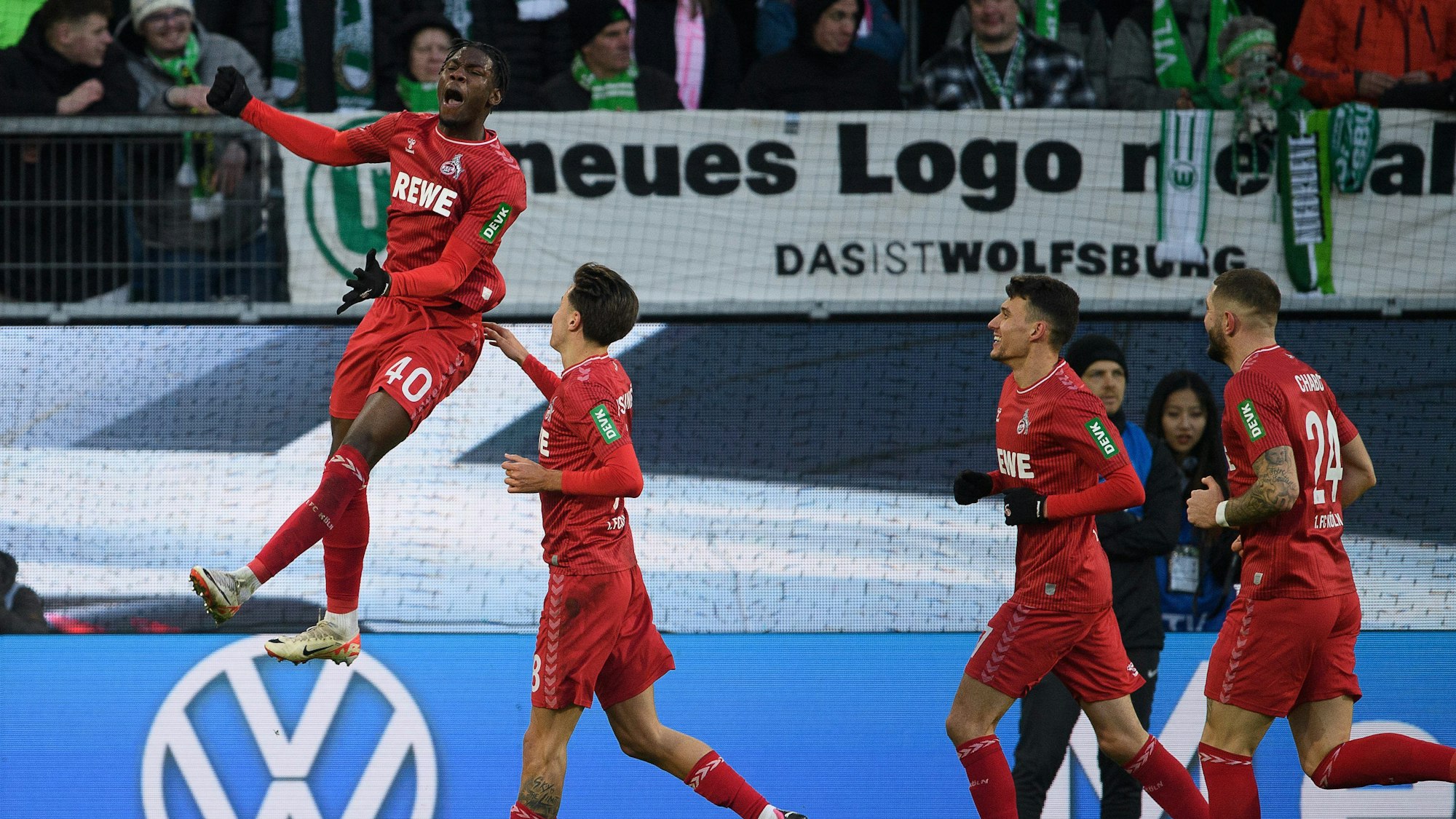 Traf zum 1:0 und ließ seiner Freude freien Lauf: Faride Alidou (l)