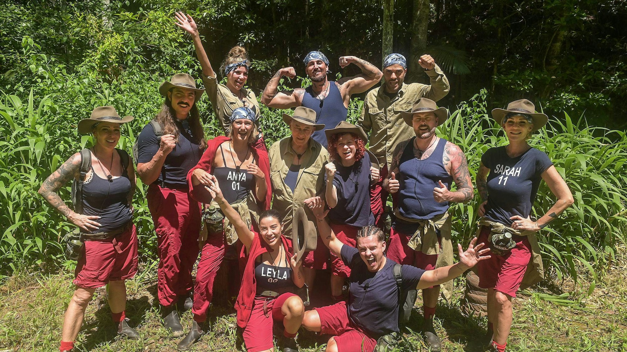Nachdem Cora Schumacher freiwillig ausgeschieden ist, hat es Sarah Kern, rechts im Bild, nun als erste Kandidatin erwischt. Sie erhielt die wenigsten Anrufe.