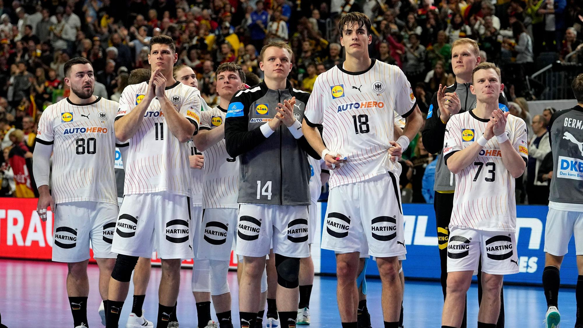 Köln: Enttäuschung bei den Deutschen Handballern nach dem Verpassen der Bronze-Medaille am Sonntag (28. Januar)