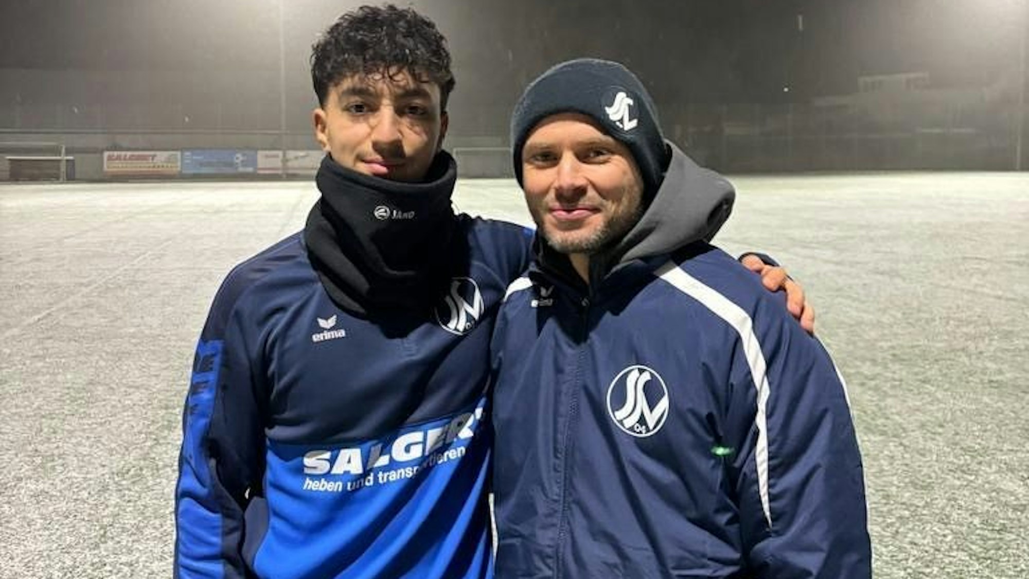 Ibrahim Hajri (links) und Trainer Alexander Otto vom Siegburger SV 04