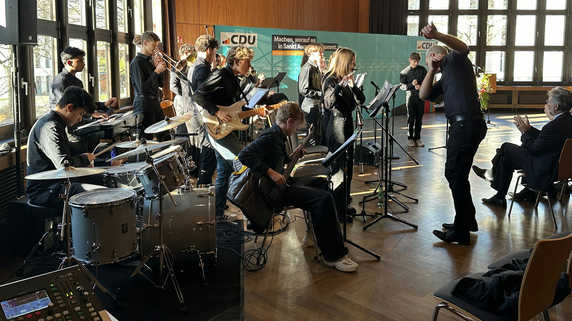 Die Big Band des Rhein-Sieg-Gymnasiums begeisterte die Zuschauer.