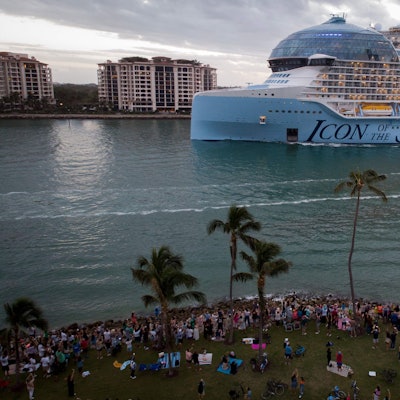 Die „Icon of the Seas“ gehört zu den größten Kreuzfahrtschiffen der Welt.