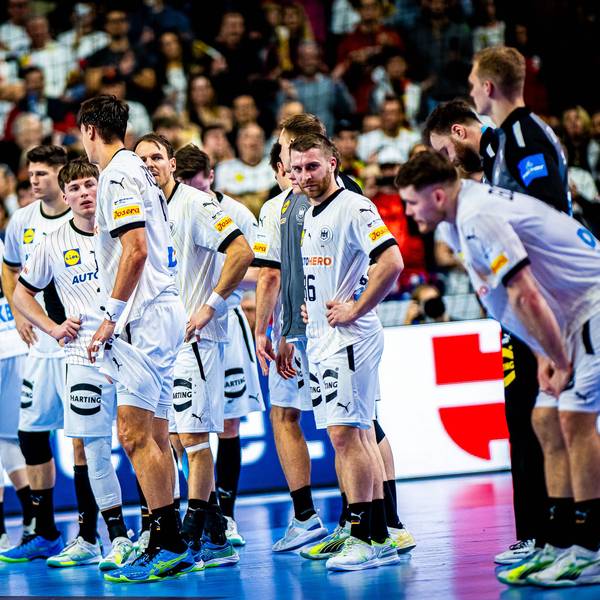 Enttäuschung nach dem verlorenen Spiel um Platz drei bei der deutschen Mannschaft.