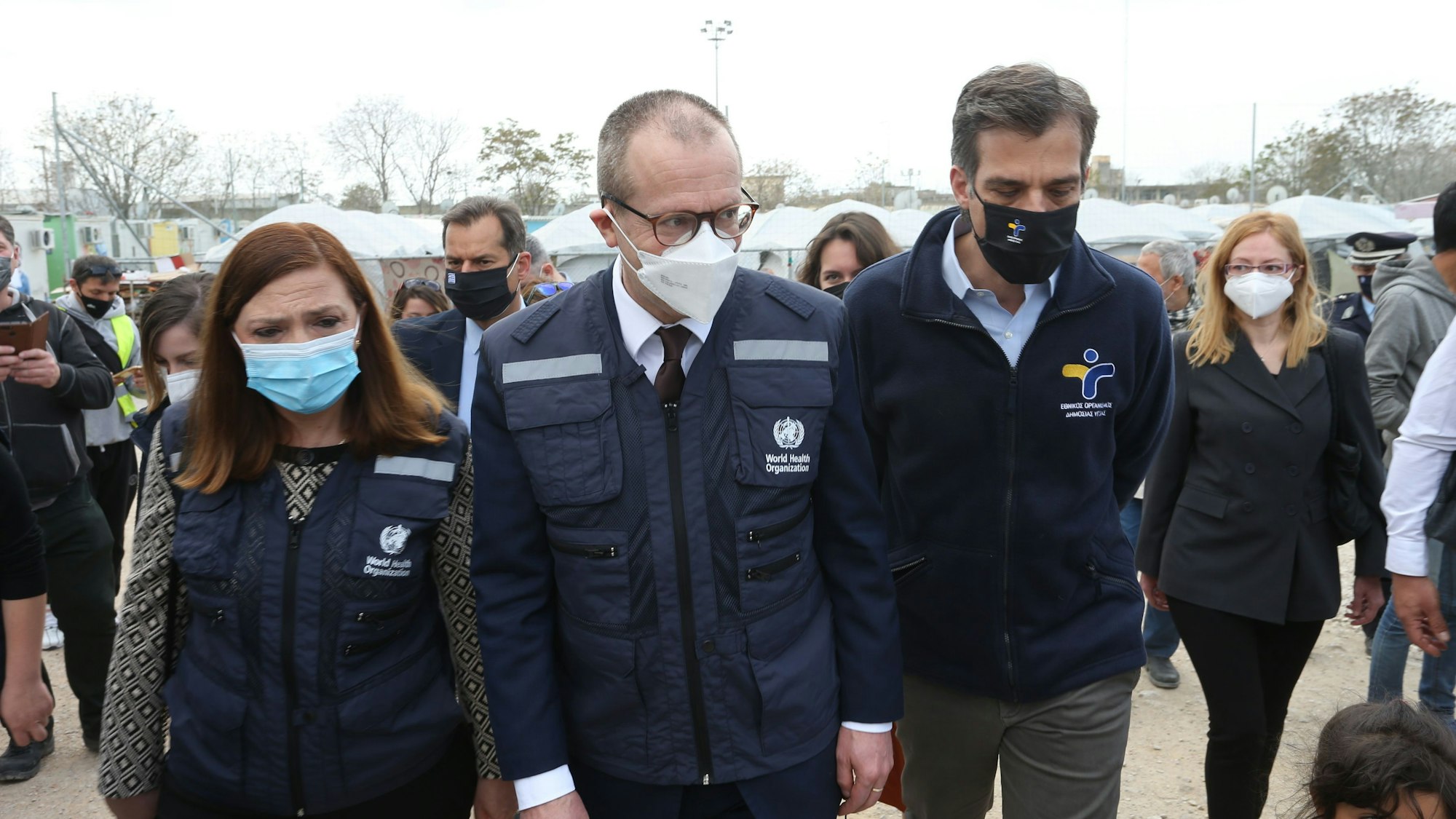 Hans Kluge (M), WHO-Regionaldirektor für Europa, ist wegen des massiven Anstiegs von Masern-Fällen in Europa besorgt (Archivbild)