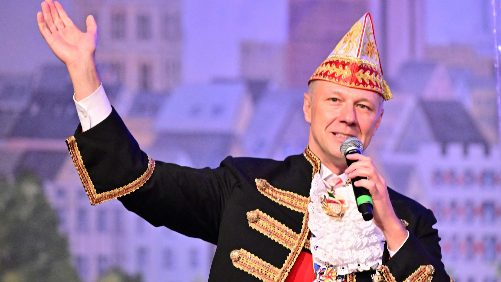 Mracus Gottschalk bei der Proklamation des Kinderdreigestirns 2024.