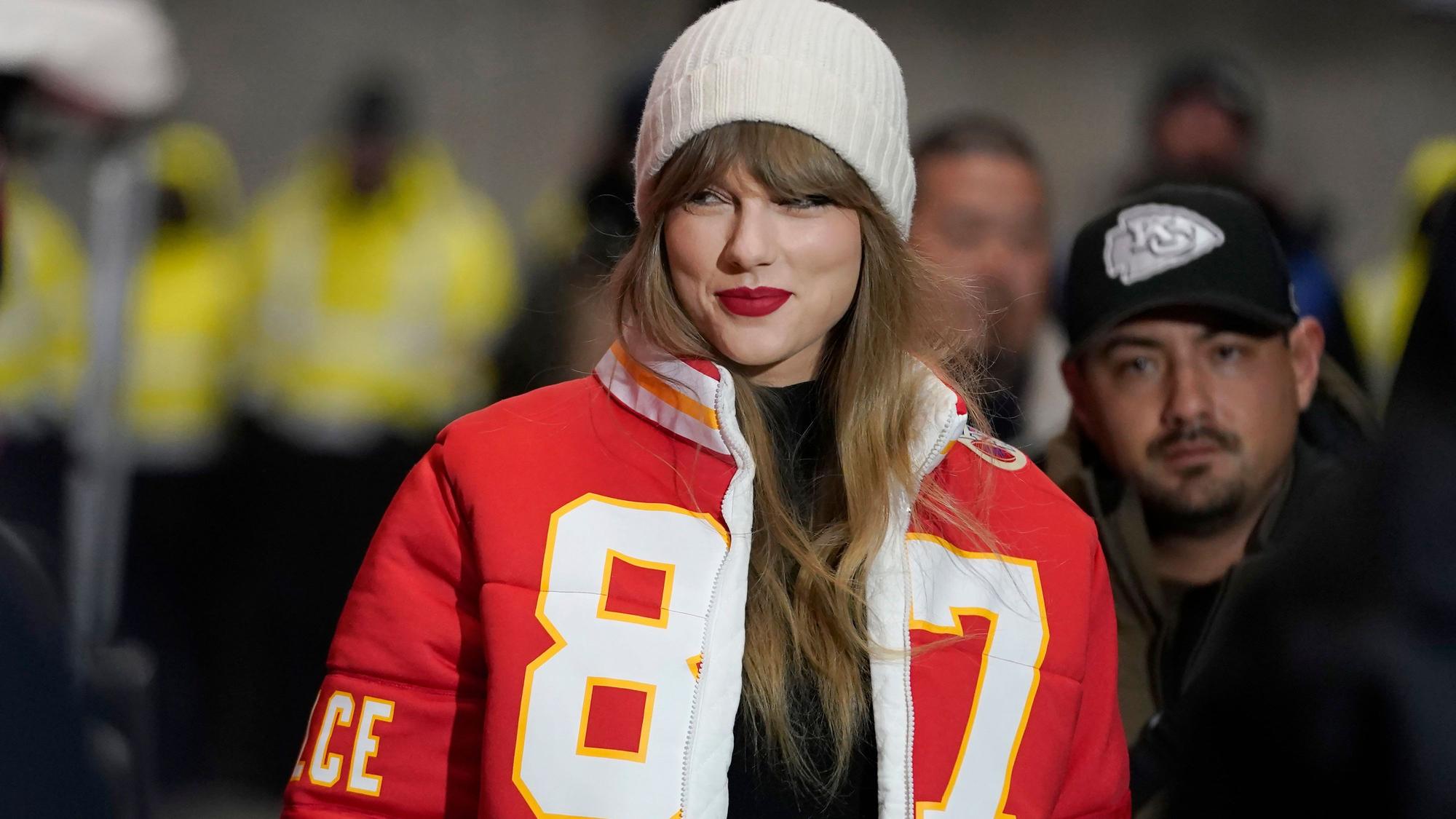 US-Popsuperstar Taylor Swift kämpft gegen mit KI generierte Fake-Bilder. (Archivbild)