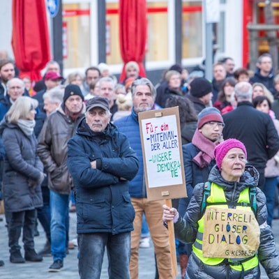 Szene einer Versammlung von Protestierenden