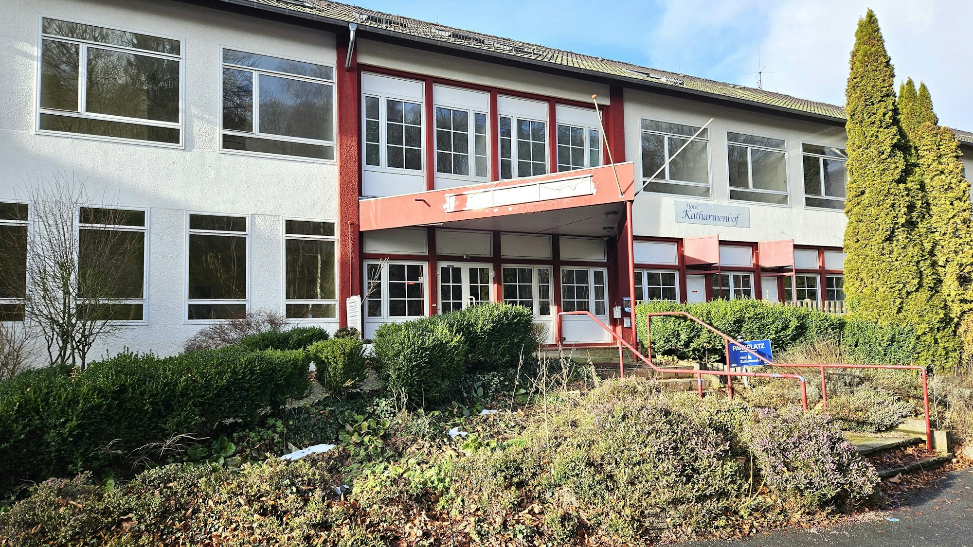 Das Bild zeigt das Gebäude des Katharinenhofs.
