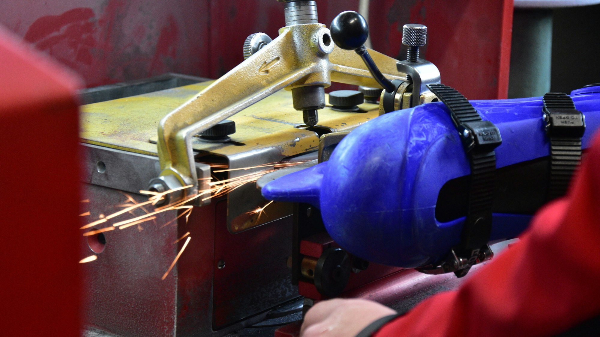 Eishalle Troisdorf: Schleifmaschine