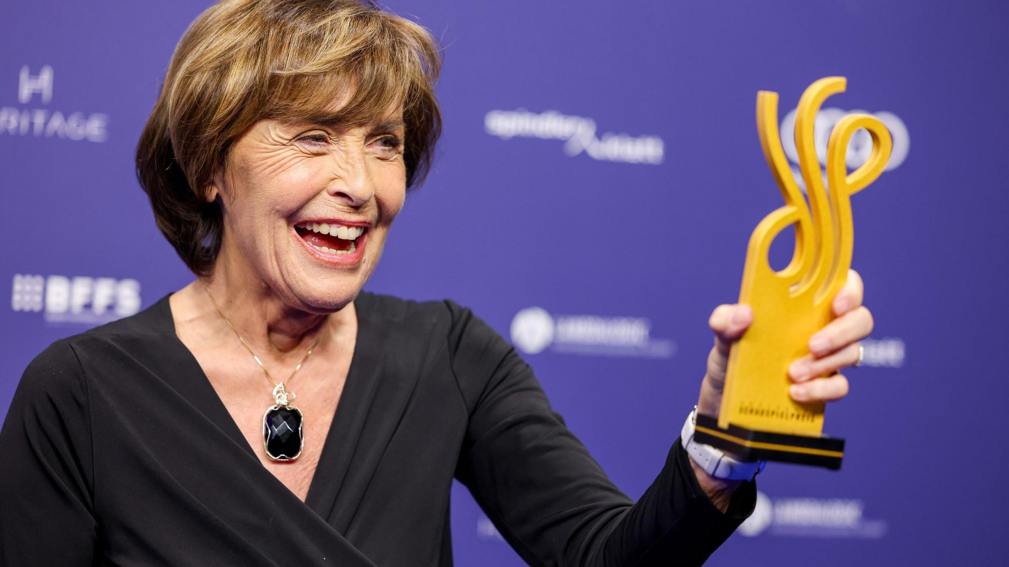 Thekla Carola Wied im September 2023 als sie den Deutschen Schauspielpreis in der Kategorie Ehrenpreis „Lebenswerk“ erhielt.
