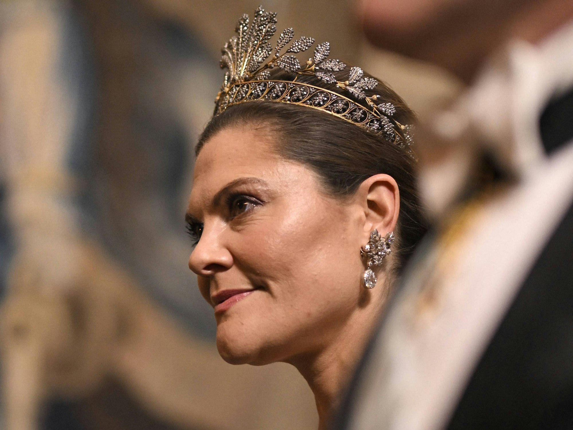 Kronprinzessin Victoria mit der napoleonischen Tiara vor dem Staatsdinner.
